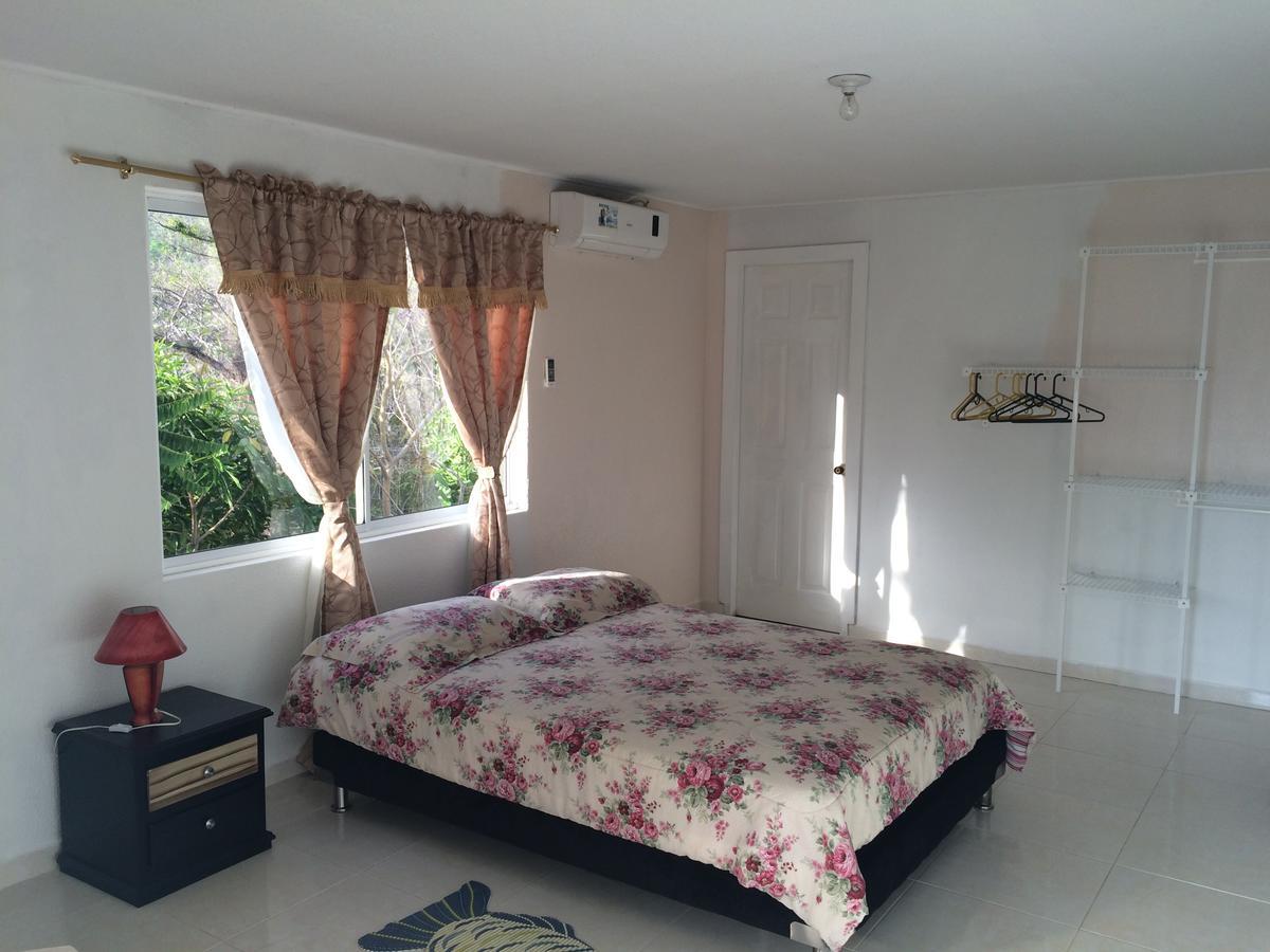 Posada Miss Portia South West Bay Екстериор снимка